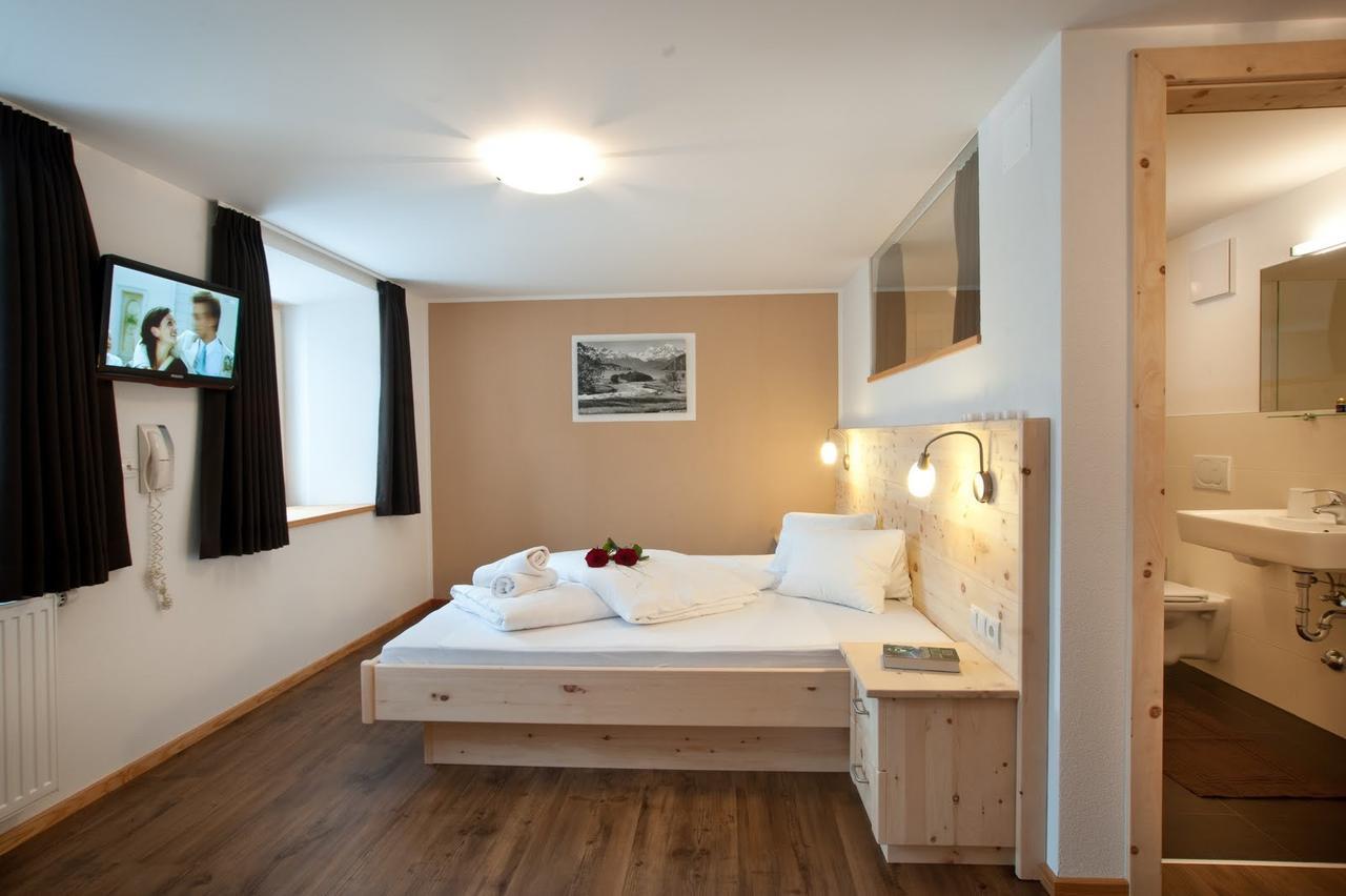 Hotel Hofer Сан-Валентино-алла-Мута Экстерьер фото